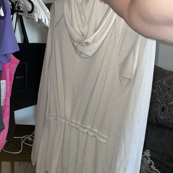 Lululemon Peace Sweater - Picture 3 of 7